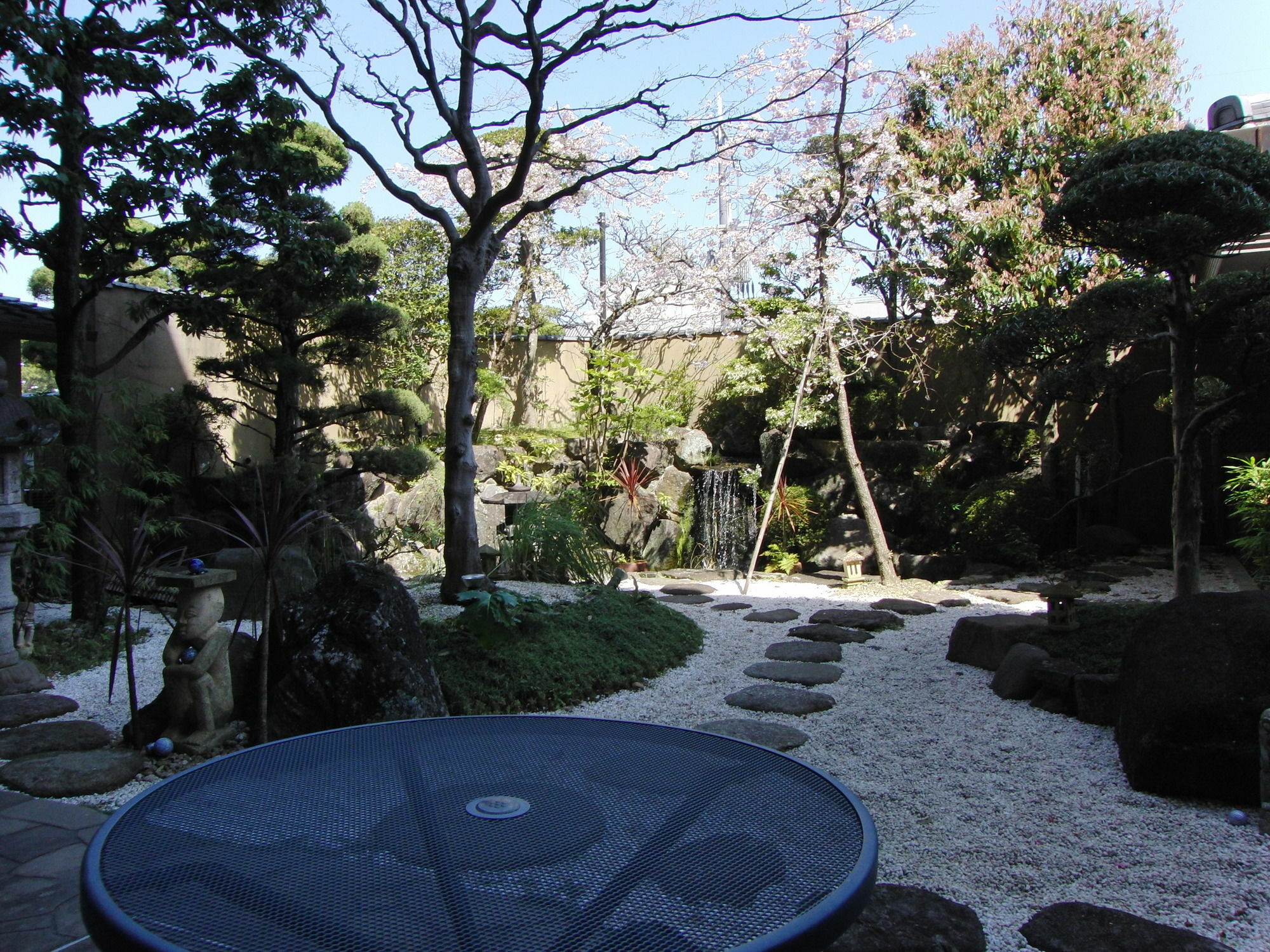 Ryokan Asukasou At The Entrancne Of Nara Park Hotel Exterior photo